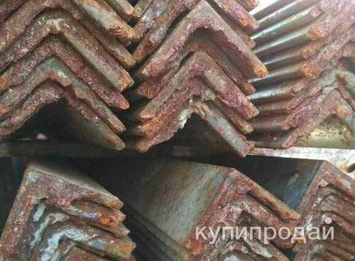 Уголок металический 32 на 32 5метров в Кургане