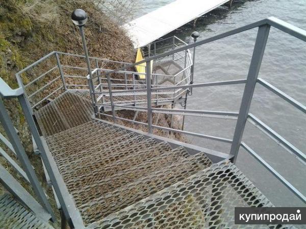 Ступени МЛСВ решетчатые из просечно-вытяжного листа в Перми