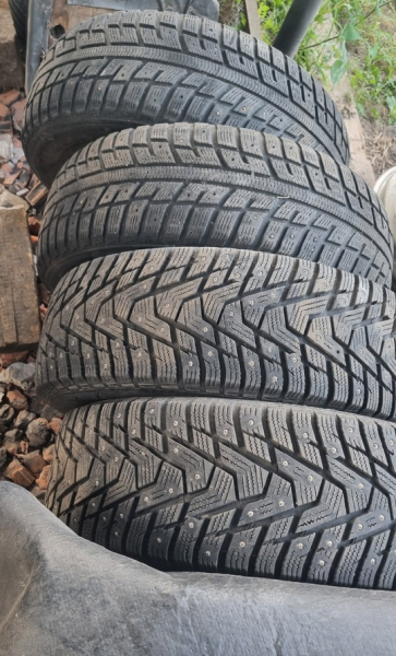 Зима r15 пара хенкок новая 
Пара кумхо с пробегом. 12тыс за все.
Торгов нет цена..