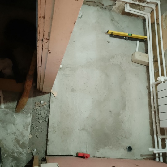Центр Саратова, нужно положить плитку на пол 120/60 
+79878312859
Все материалы для начала работы есть…