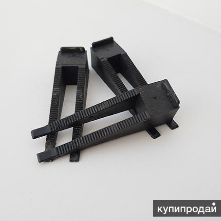 продам клинья для выкладывания плитки Б/У в Коврове в Коврове
