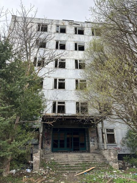 Здание под разбор ,демонтаж 8500м2 в Старице