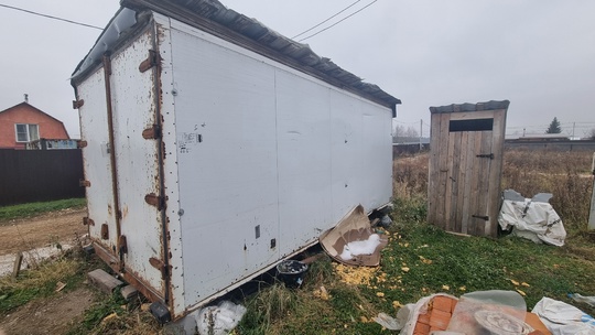 Продам бытовку, 5,5х2,5х2,2 цена 60 тыс. Находится в посёлке..