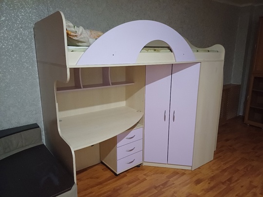 Продам.1 т.р.Самовывоз,самовынос.Лоста.Без брони.8-900-541-90-66

[id29570488|Максим..