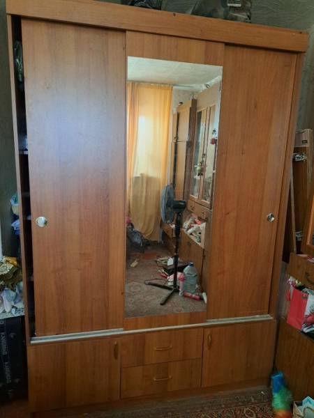 2000 Шкаф
2000прихожая 
1500..