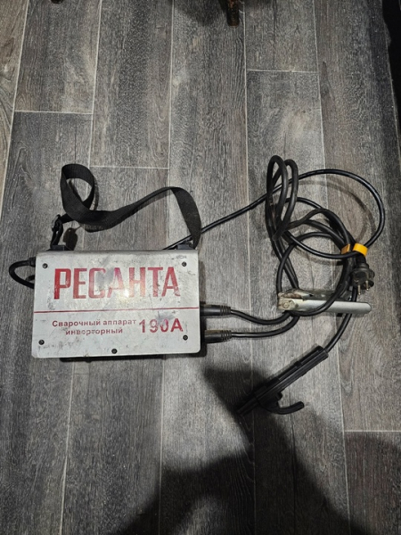 4000р
Продам рабочий сварочный..