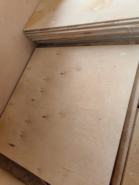 Продам новую ФАНЕРУ 
 
Фанера 8мм 1525*1525 – 600р 

Фанера 10мм 1525*1525 – 700р 

Фанера 12мм 1525*1525 – 900р 

Фанера 15мм..