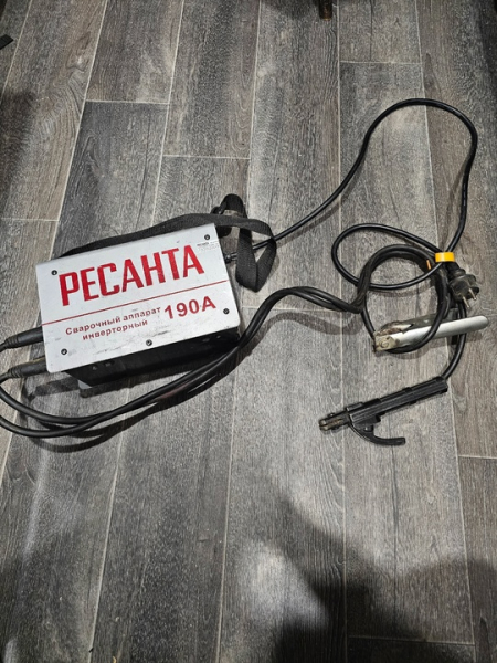 4000р
Продам рабочий сварочный..