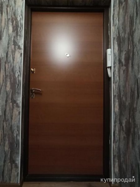 Дверь металлическая б/у в Кемерове