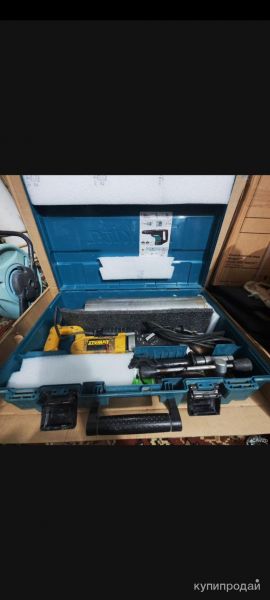 Дрель DeWalt с микроударом, со стойкой в Краснодаре