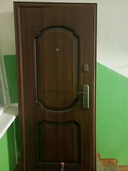 Продам дверь..
