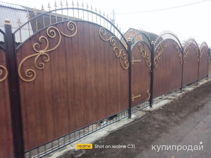 Заборы, навесы, варота сварочные работы в Азове