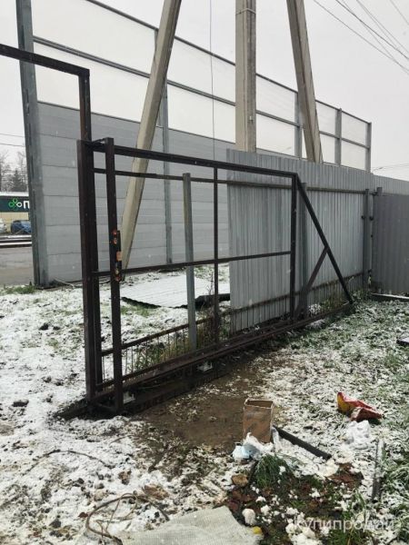 Откатные ворота ,заборы в Санкт-Петербурге