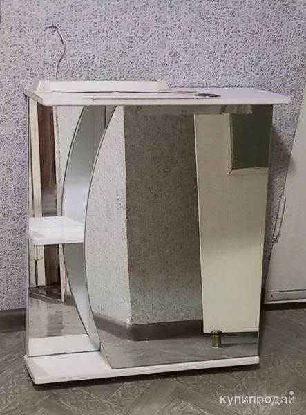 Зеркальный шкаф с подсветкой в Анапе